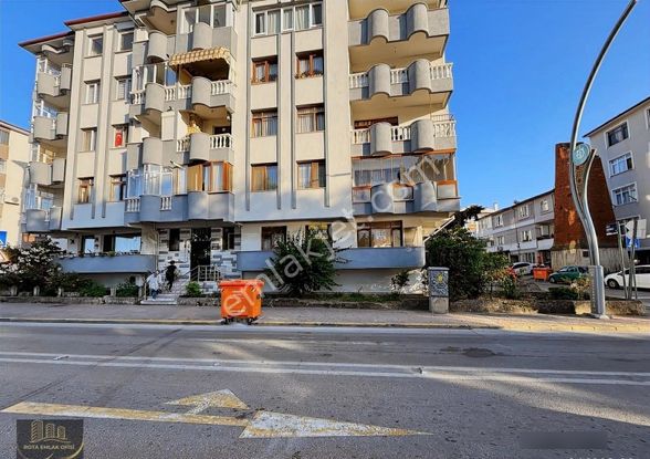 Karamürsel'in En Güzel Noktasında 2+1 Yalı Dairesi