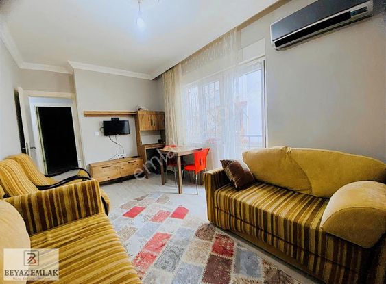 Kafeler Cad. 2 Dk Mesafede 1+1 Giriş Kat-balkonlu-full Eşyalı