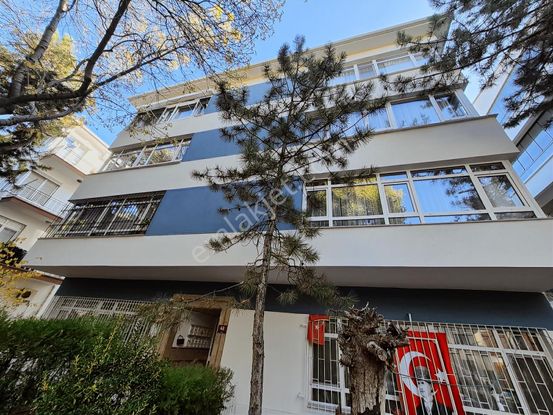 Arel'den Bahçelievler 75 Sk.1 Kat Bakımlı Montalamalı Bina 3+1