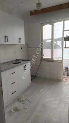 Kemalpaşada Pazarin Dibinde Acil Satilik Kupon Daire