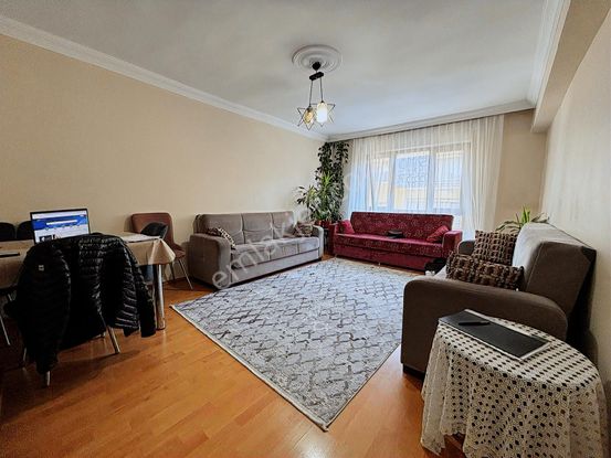 Turyap'tan Çaldıran Kapalı Pazar Yanı 3+1 Geniş Daire