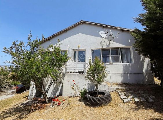 Century21 Bal Pamukçu Dişbudak Köyünde İki Katlı Müstakil Ev