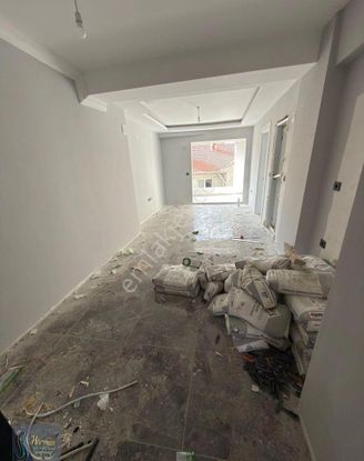 Bir Eylül Okul Yakını Satılık Balkonlu Sıfır Daire