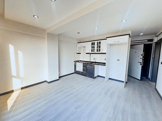 Tuğra'dan Zafer Mah.mekke Cami Yakını Kat Seç.1+1 Satılık