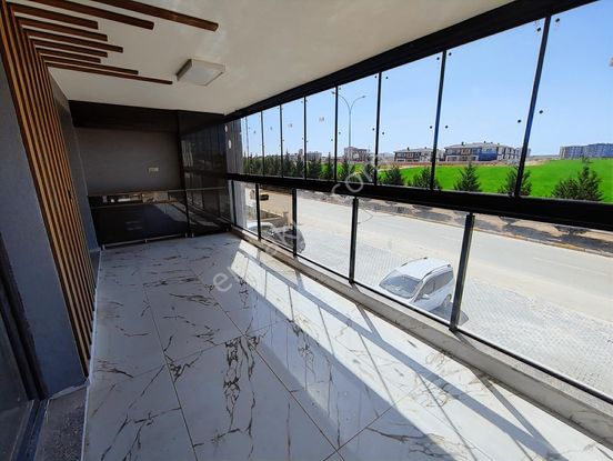 Sarp Gayrimenkul'den Batıkent'te Satılık 3+1 Sıfır Lüx Daire