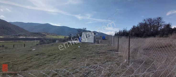 Antalya Döşemealtı Bademağacı'nda Yatırımlık Villa Arsası