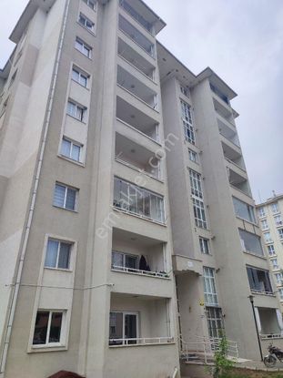 Kentsel Dönüşüm Toki'de 3+1 Eşyalı Kiralık Daire