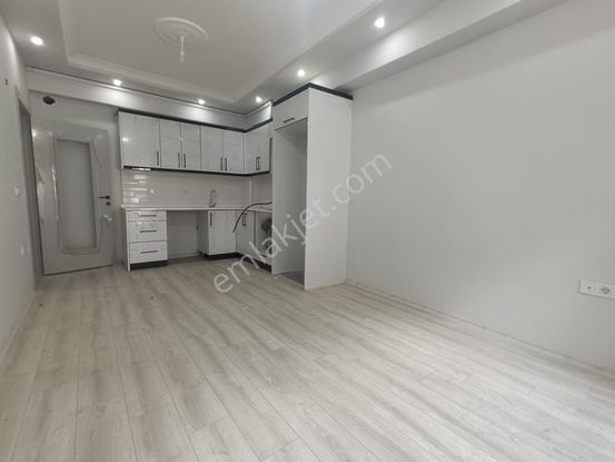 Sancak Emlaktan Gömeçte Firsat Daire....