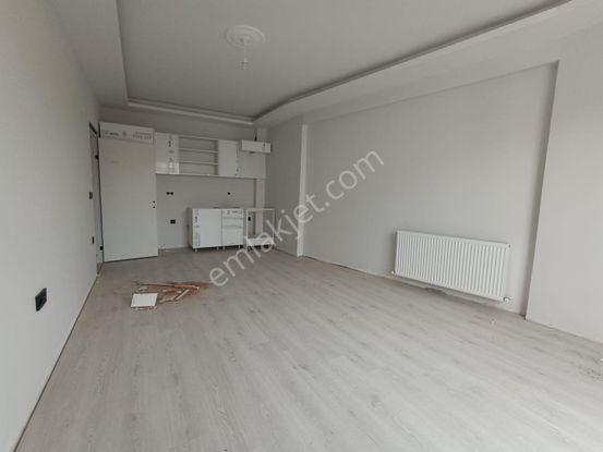 Sancak Emlaktan Gömeç Kemalpasada Firsat 2+1 Daire