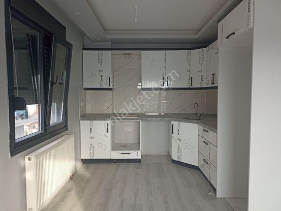 Ayvalık, Altınova'da Merkezi Konumlu 2+1 Satılık Daire