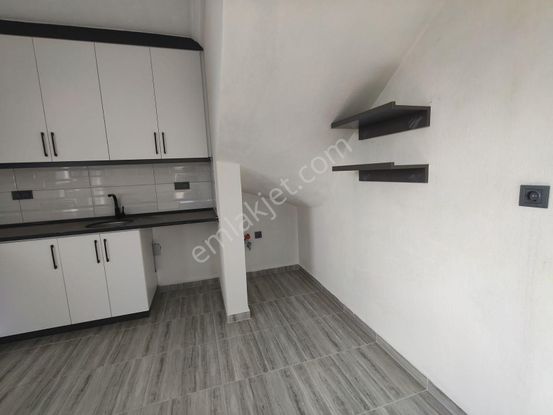 Uğur'dan Seydikemer Gerişburnun Da Kiralık 3+1 Daire