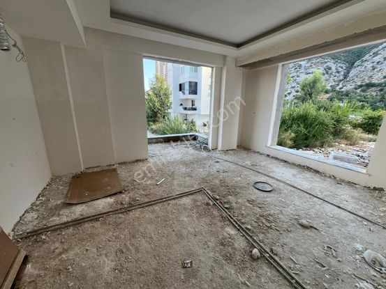 47 M2 Netli 1+1 Havuz Başı İki Adet Dairemiz Bulunmaktadır .