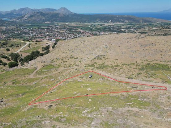 İmroz Emlak'tan Panaromik Manzaralı 2.713m2 Tarla