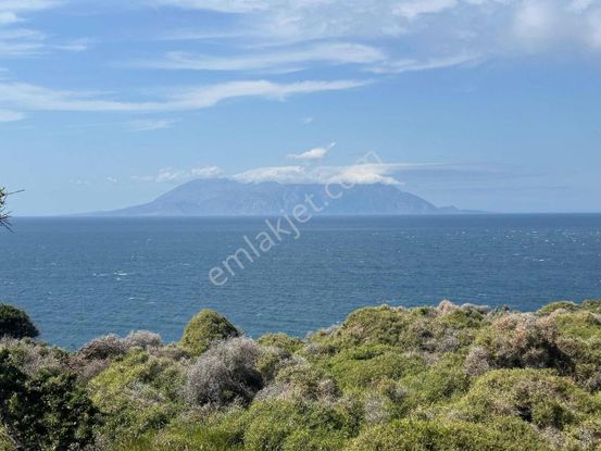 İmroz Emlak'tan Marmarosta Mükemmel Deniz Manzaralı Damlı Arazi