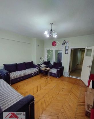 Afyon Cumhuriyet Mahallesinde Satılık 3+1 Daire