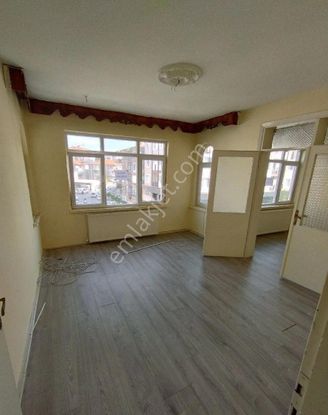 Afyon Hamidiye Mahallesinde Satılık 3+1 Daire