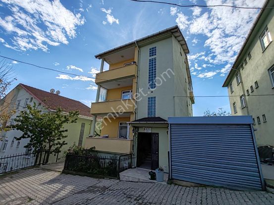 Arık Gayrimenkul Den Yenimahalle De Aile Apt. Temiz 3+1 Ara Kat