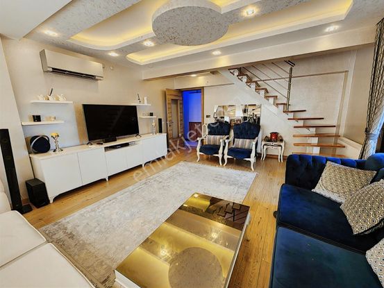 Yalı Mahallesinde Satılık Emsalsiz 5+1 Dubleks Daire