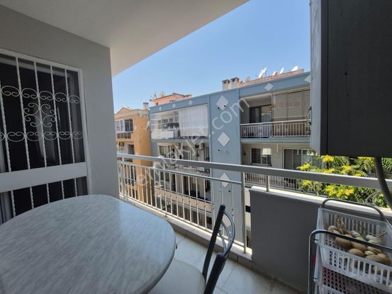 Menemen Larissa Göl Evleri Yanında Göl Manzaralı Satılık 3+1