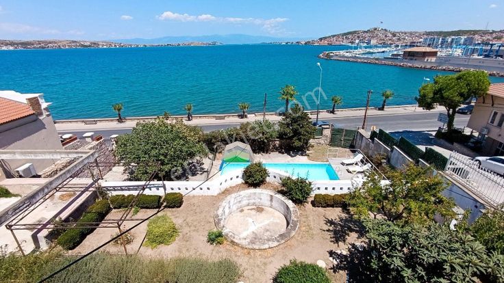 Ayvalık Çamlık Ta Satılık Müstakıl Ev.denıze Sıfır