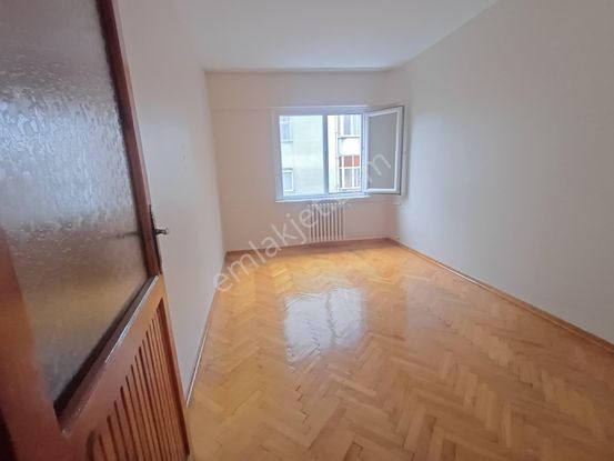 Fatih Aksaray Mah'de 2+1 80m² 1.kat Bakımlı Kiralık Daire Osmanlı Emlak