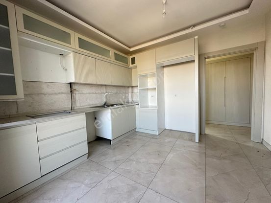 Araştırma Hastanesi Yanında Zana Midas'ta 2+1 Kiralık Fırsat Daire