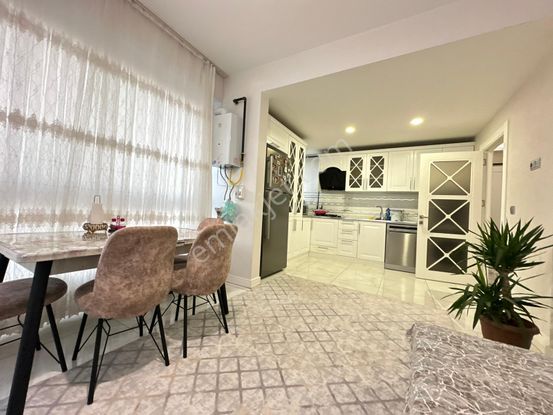 Winstown Civarında Zana Kalitesiyle 2,5+1 Acil Satılık Fırsat Daire