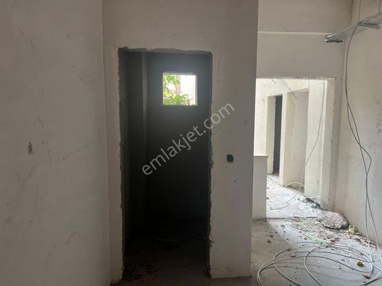 Sahibinden Millet Caddesi Köşe Başı Sıfır Yapılmış Binada Dükkan