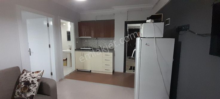 Ender Uysal Gayrimenkulden Yunusemre De Üniversiteye Yakın Balkonlu 1+1 Eşyalı Apart