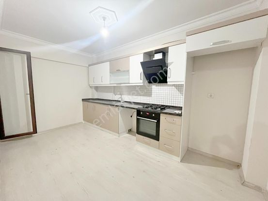 Karşıyaka Anadolu Cad. Yakını Yüksek Giriş Satılık 2+1 Daire