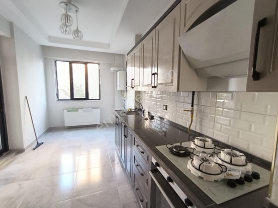 Çöşnükte Çevre Yolu Üstünde Kiralık 3+1 Sıfır Ara Kat Hazır Daire