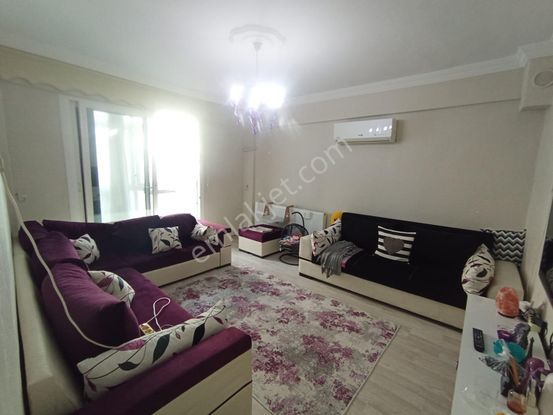 Bozyaka Kapalı Pazar Yeri Yakını Uğur Mumcu Mah. 3+1 120 M2 Doğalğaz Ve Klimalı Kiralık Ev