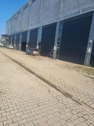 400 M2 Çiftlikköy Sanayi De Dükkan
