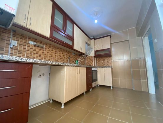 Yılmaz Gayrimenkul Den Osmanlı Mah 3+1 Bağımsız Yapılı Fırsat Daire Şahane Konum