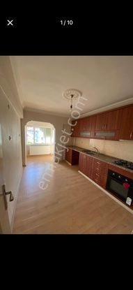 Yeni Mahalle 3. Kat Ara Kat Doğalgazlı Masrafsız 3+1 Daire