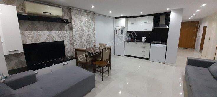 Ender Uysal Gayrimenkulden Üniversiteye Çok Yakın 2+1 Klimalı Asansörlü Lüx Kiralık Apart...