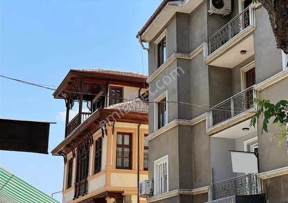 Konyanın Kalbinde, Bakımlı Ve Modern Tasarımlı Satılık 1+1 Ofis