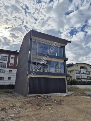 Yaşamkent Mahallesi Natamam Satılık Villa-bina-ticari/konut