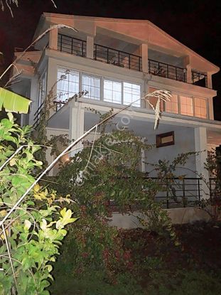 Köyceğiz Gölüne 200 Mt. Mesafede Geniş Balkonlu Dublex Villa