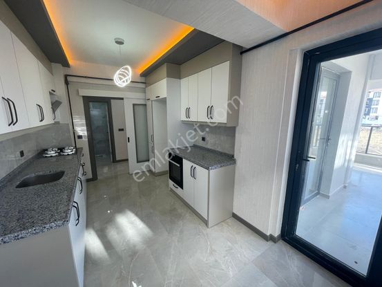 Sıfır 3+1 Ultra Lüks - Krediye Uygun - Sincan F.çakmak Mah.