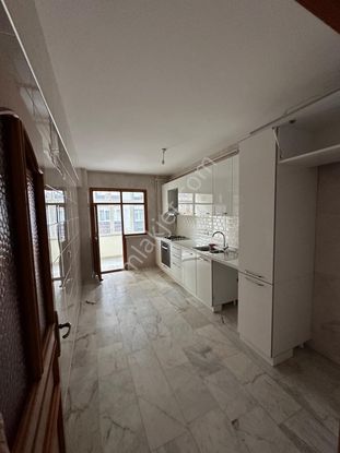 Başokur'dan Bahçelievler Siyavuşpaşa 3+1 140 M2