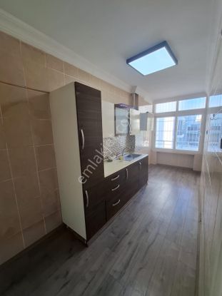 Seyhan Baraj Yolunda Kiralık 2+1 Boş Daire