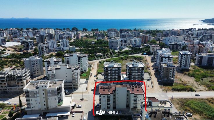 Kum Mahallesi Caddesi Üzerinde