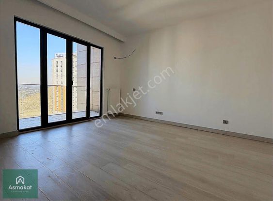 Gebze Emlak Konut 3. Etap B Blok Kiralık Ara Kat 2+1 Daire