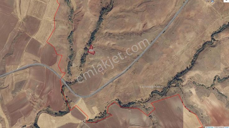 Nevşehir Avanos Sarılar Yola Yakın 1.188 M² Satılık Bağ