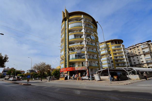 Talha Tozduman'dan Melikşah Mh'de Bu Yaka Sitesnde 1+1 Çatı Katı