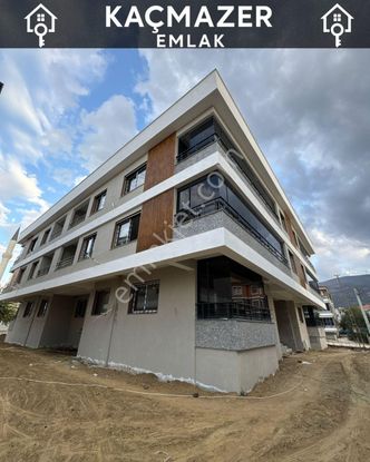 Kaçmazer'den Kafeler Caddesi Yakını 2+1 Satılık Daireler