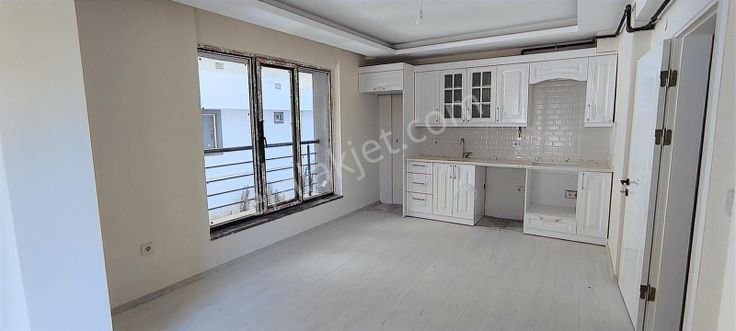 Edis Emlak'tan Satılık Bafra Fatihte 2+1 Devlet Kiracılı Daire