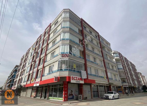 Nisa'dan Aslan Kışla Caddesin'de 4+1 Satılık Daire