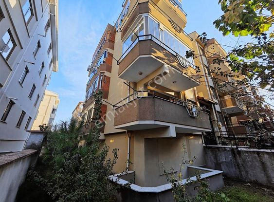 Paşaalanı Albay Tayyar İlkokulu /lisesi Yanı Satılık 3+1 Daire